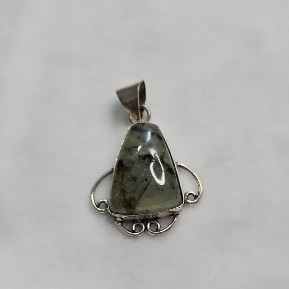 None Jewelry - Green Prehnite Natural Gemstone Necklace Pendant Sterling Silver Plated NWOT